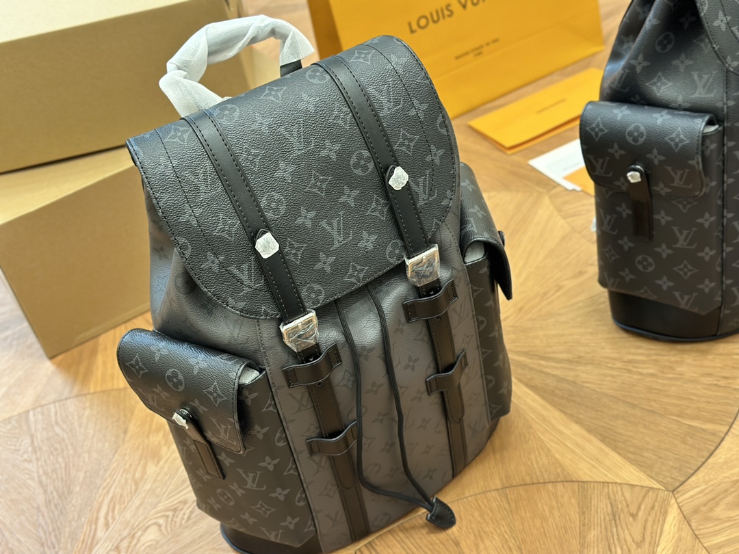 Lv backpack grey